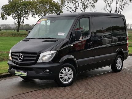 BUY 2018 Mercedes-Benz Sprinter 216