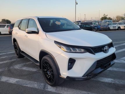 BUY 2017 TOYOTA FORTUNER 2.8 RHD