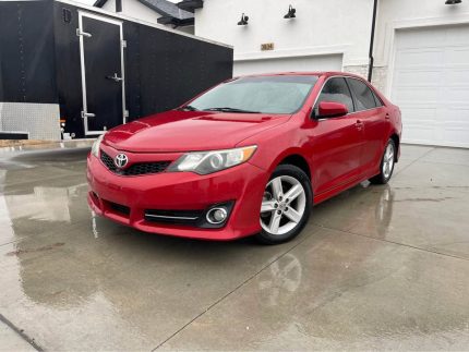 BUY 2014 TOYOTA CAMRY SE SPORT
