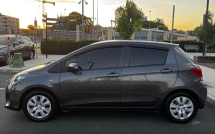 BUY 2014 TOYOTA YARIS 1.5 HSD LHD (2)