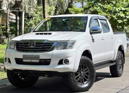 BUY 2015 TOYOTA HILUX